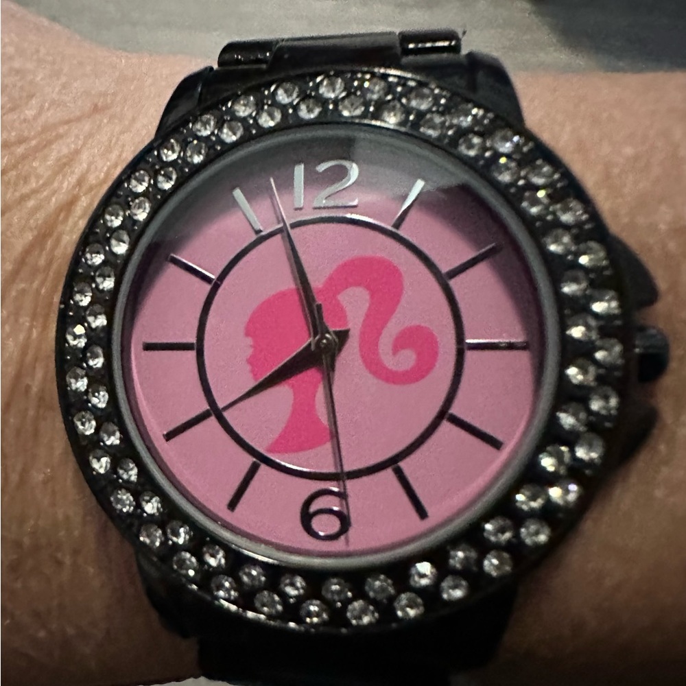 Martell Barbie watch with Swarovski crystals new in box. Very rare watch. - Picture 3 of 8
